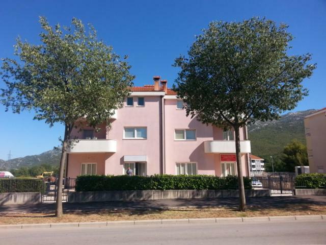Apartment Smodlaka Dugopolje Exterior photo
